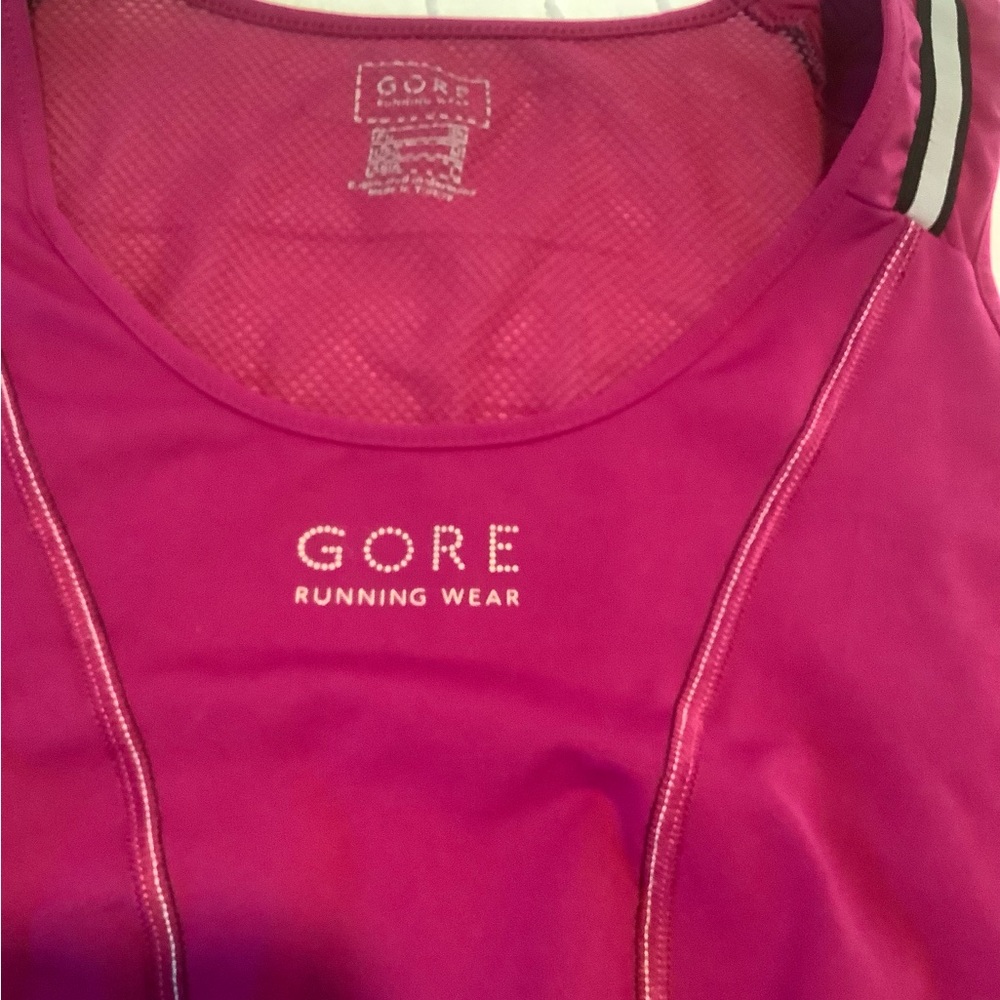 Women's Fuchsia Tank Top